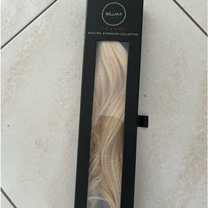 Bellami 20” ash blonde ponytail wrap